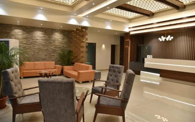 Hotel Pratham