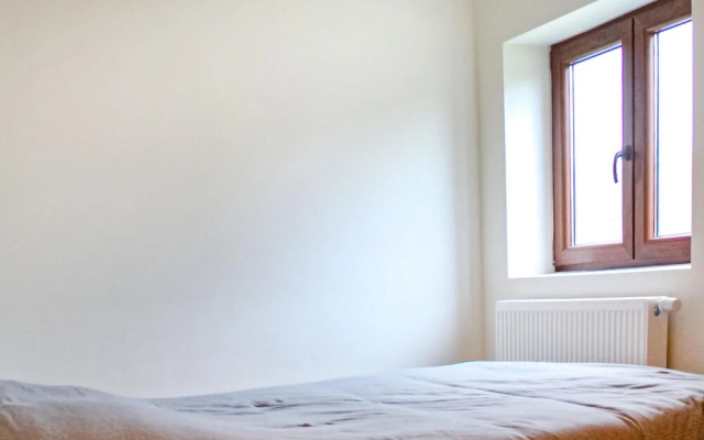 Stunning Home in Diksmuide With Wifi and 4 Bedrooms
