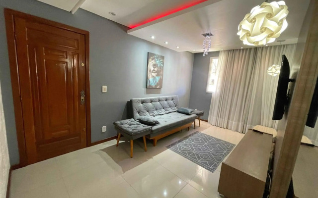 Apartamento c/estacionamento, próximo ao Shopping