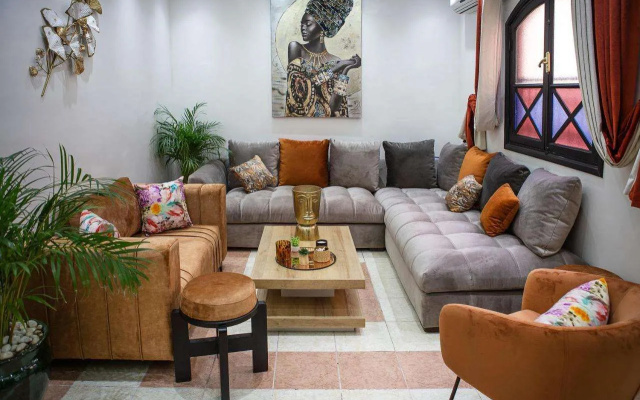 Riad Douirtna