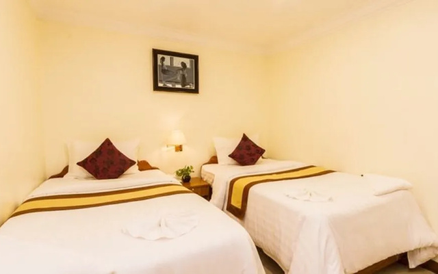 Cozyna Hotel