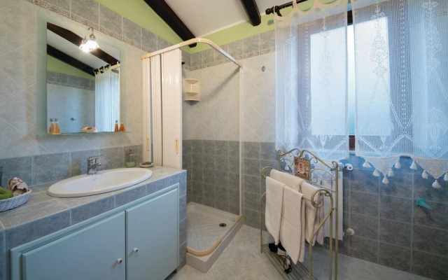 Stunning Home in Cornino With 2 Bedrooms