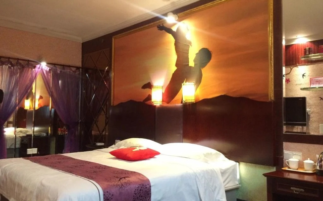 Zhongshan New Gaoya Business Hotel