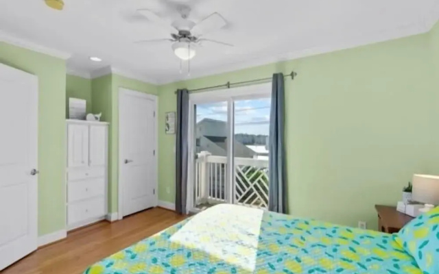 Almost Heaven 4 Bedroom Home by RedAwning