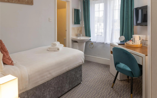 Best Western The Plough Hotel