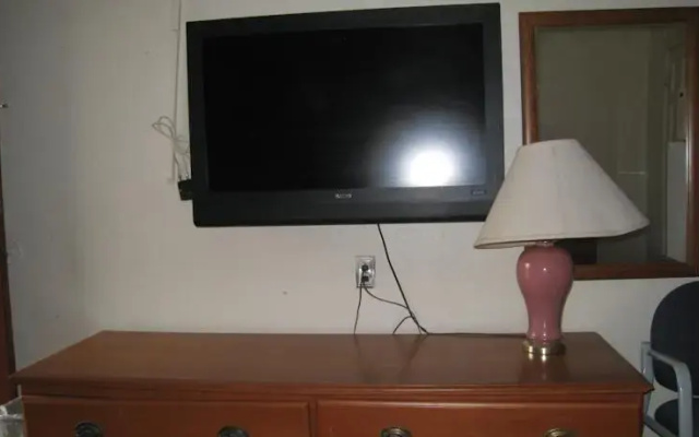 Shamrock Motel