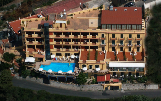 Hotel Sole Castello 2