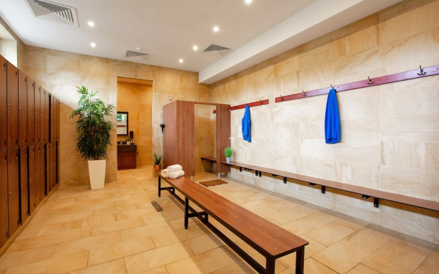 The Park Hotel, Holiday Homes & Leisure Centre