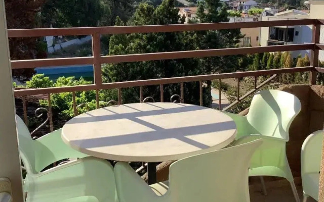 Babylon Gardens Apart Hotel