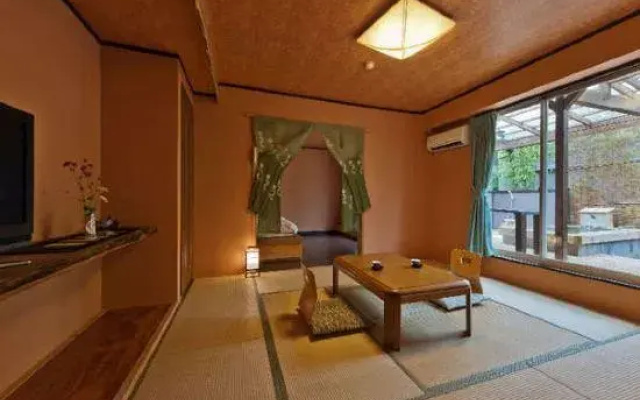 Ootakanoyu