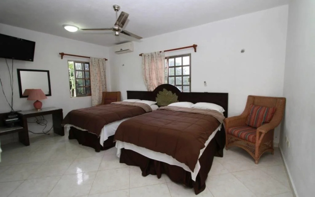 Mima's Village Cozumel