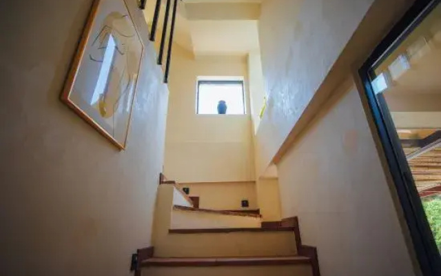 Noguchi Suites