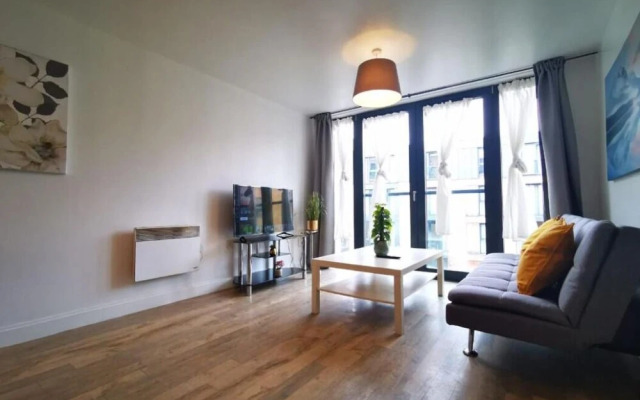Comfy City Center Apartment