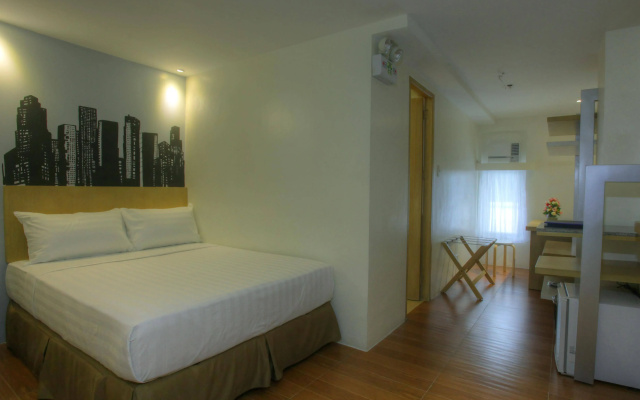 Fersal Hotel Makati Avenue
