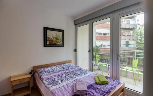 Sekula's City Center Apartment