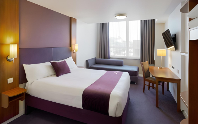 Premier Inn Dublin City Centre (north Docklands)
