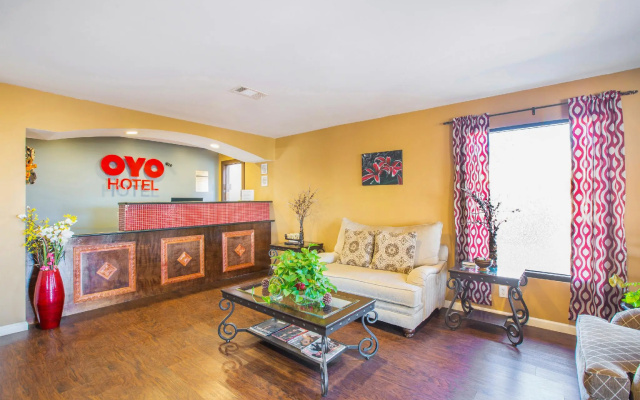 Rodeway Inn & Suites Brookhaven