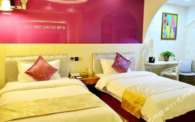 Lingyi Hotel