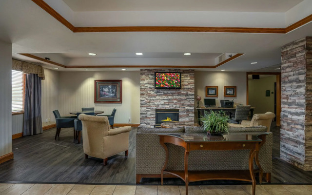 Links Bos Landen Hotel & Spa of Pella, Trademark by Wyndham