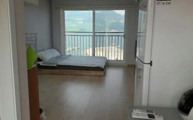 Omalips Pension
