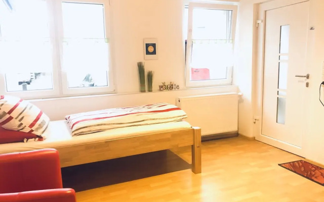 Schlafen wie Zuhause Avianaart Monteur und Ferienwohnung