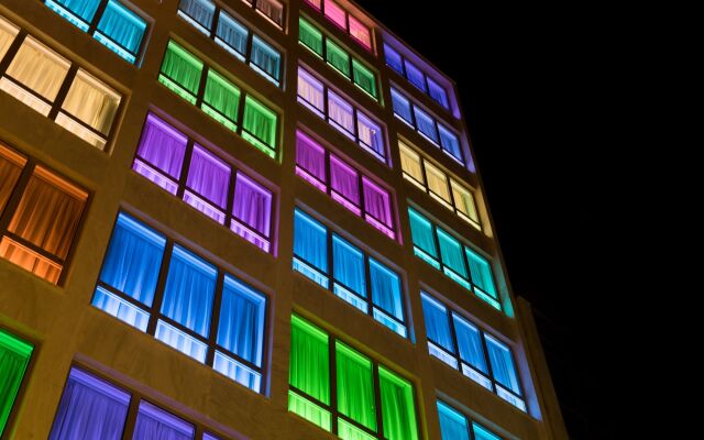 Kubic Athens Smart Hotel вид на фасад