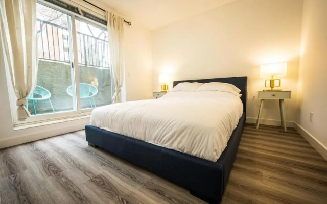 The Spruce, Western Boho DT 2 Bed and Makeup Room