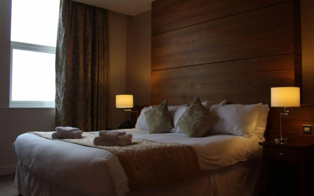 Maritime Hotel