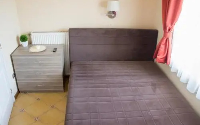 Makotel Apartmanház