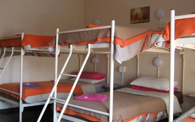 Terrylin Guesthouse and Backpackers Hostel