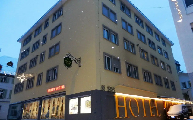 Central Hotel Post