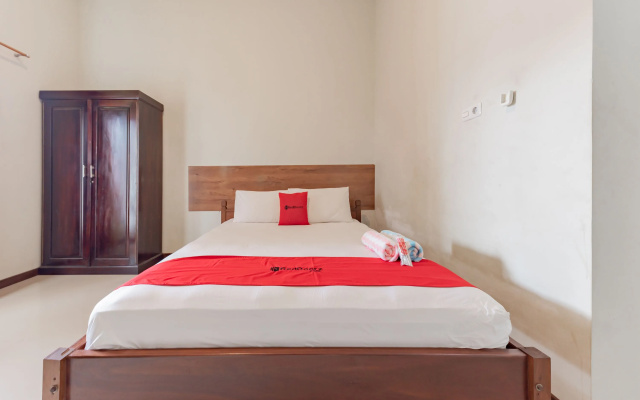 RedDoorz near GOR Sempaja Samarinda