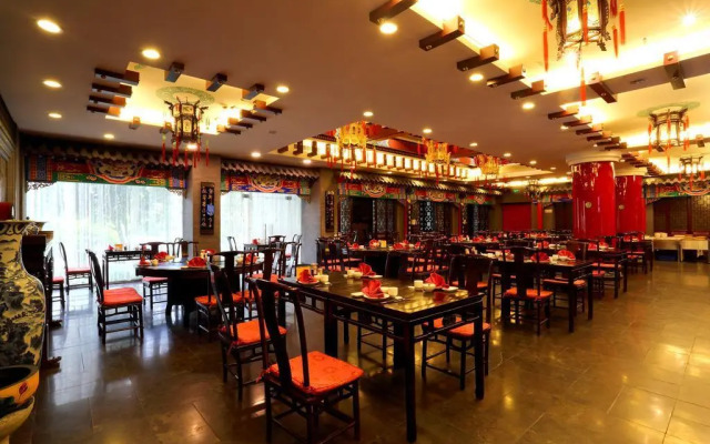 West Lake Vishwa Resort