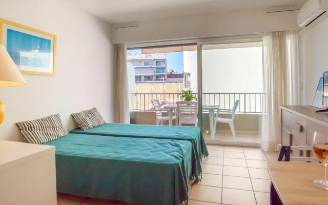Appartement Saint-Raphaël, 1 pièce, 3 personnes - FR-1-466A-37