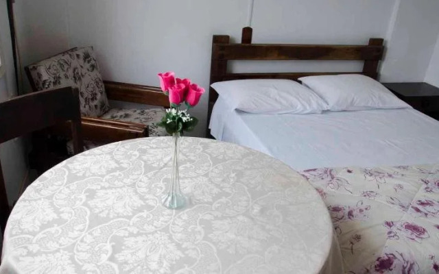 Hosting Hotel