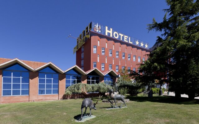 Hotel Sercotel Ciudad de Burgos вид на фасад