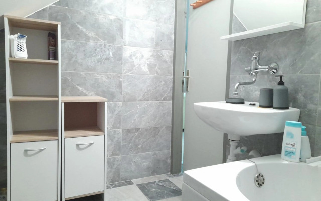 Studio Apartman Mary