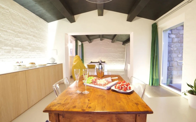 Studio in Poggio San Marcello, With Wonderful Mountain View, Enclosed