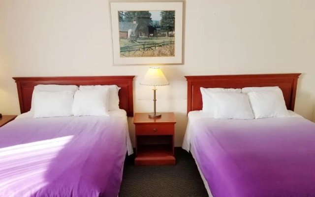 Moosomin Country Squire Inn