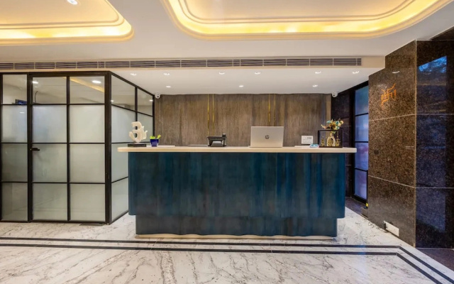 Anu Plaza-5Mins from Connaught Place