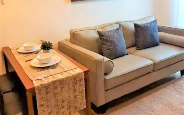 Apartement Grand Sungkono Lagoon A by Nur Faizah