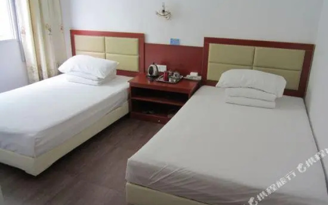 Sanhua Hostel