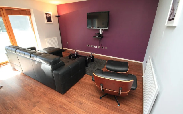 Grand Canal Quay Luxury Apt