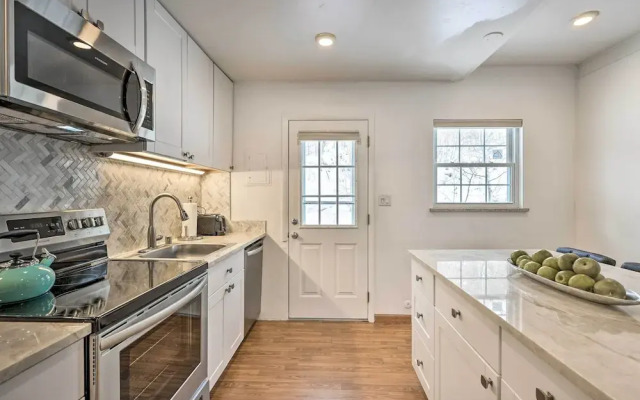 Prime East Vail Condo: Mountain Meets Modern!