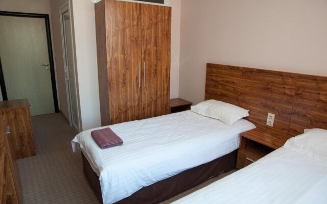 Hostel Izida 2 комната для гостей