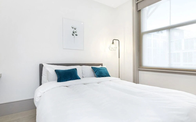 Kensington Holiday Stay