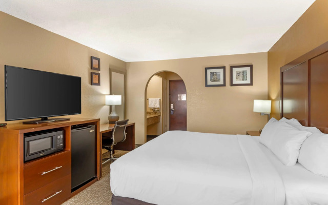 Comfort Inn North Conroe