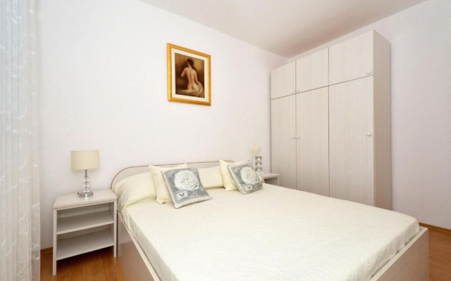 Apartments Sandy