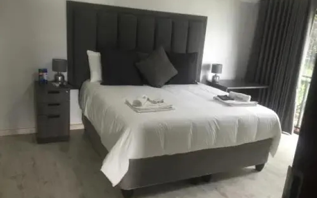 Kosmos Lodge