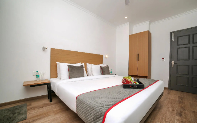 OYO Townhouse 067 Chattarpur